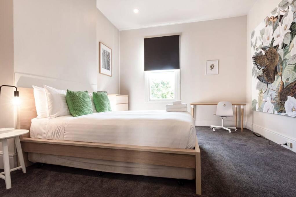 شقة لونسيستون  في Generous Victorian Terrace In Cbd - Parking & Wifi المظهر الخارجي الصورة